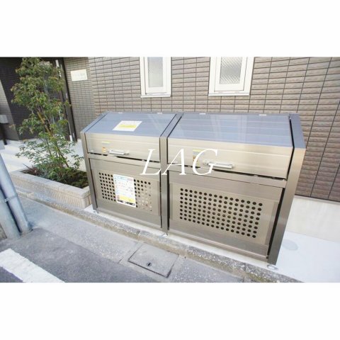 その他共有部分　共用ゴミ置き場です。