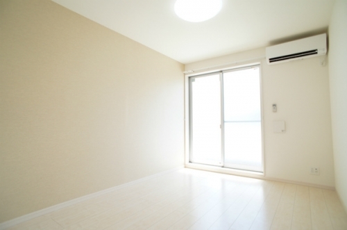 居室・リビング　居間