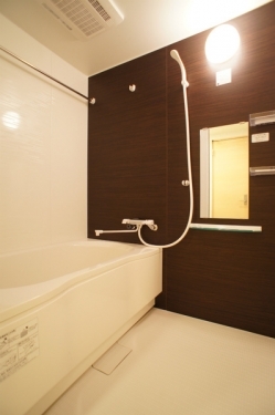 バス・シャワールーム　風呂