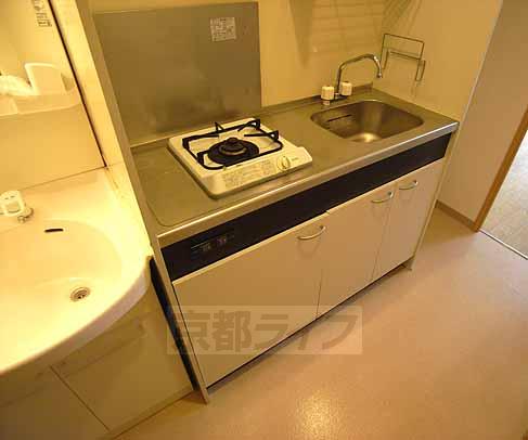 キッチン　ガス１口のコンパクトキッチン。