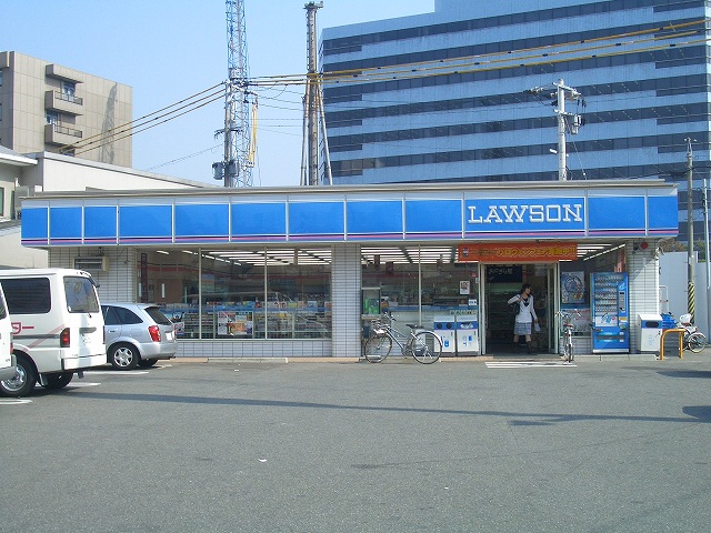 コンビニ　ローソン 福岡県庁店（コンビニ）まで453m