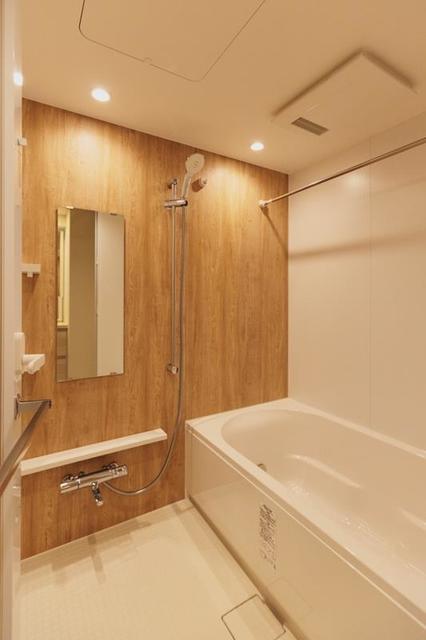 バス・シャワールーム　※写真は同タイプ住戸です。