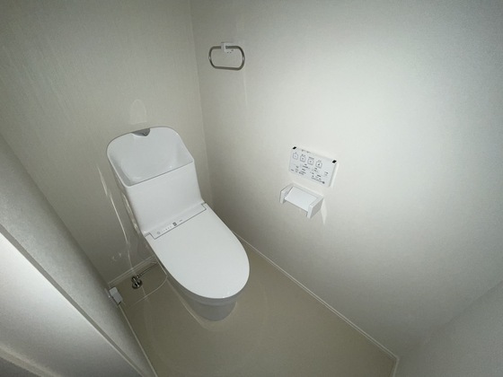 トイレ　※別部屋の写真です