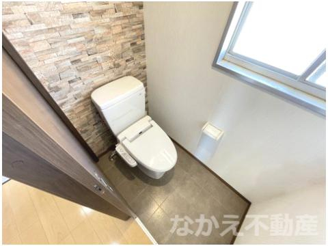 ＪＲ牟岐線 阿南駅 徒歩15分 2階建 築48年のトイレ写真