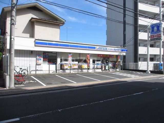 コンビニ　ローソン・スリーエフ　長後駅東口店（コンビニ）まで543m