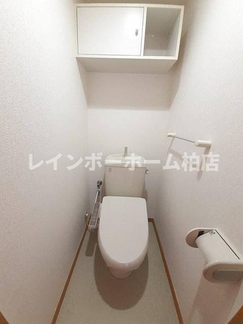 トイレ　落ち着いたトイレです