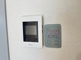 セキュリティ　※写真は別号室です。