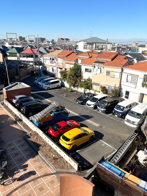 駐車場　★駐車場★（空き状況・使用料等詳細はご確認下さい）
