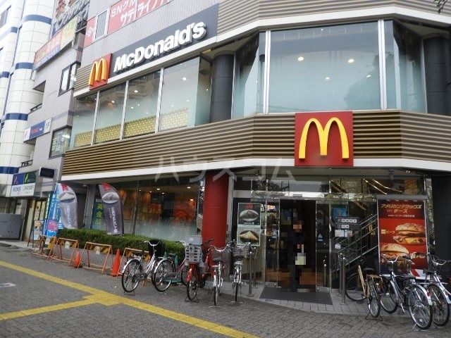 飲食店　マクドナルド　久喜駅前店（飲食店）まで711m