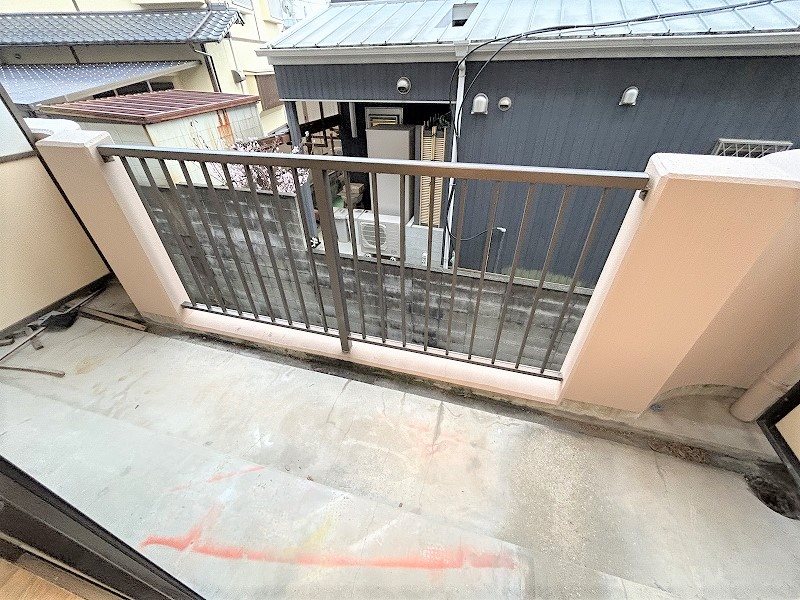 バルコニー　別部屋の写真使用
