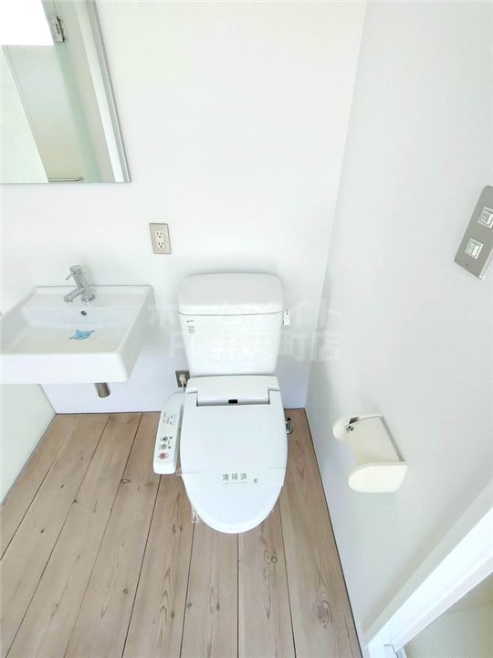 トイレ　コンパクトで使いやすいトイレです