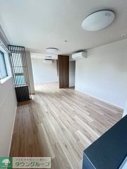 KM fiveの居間写真