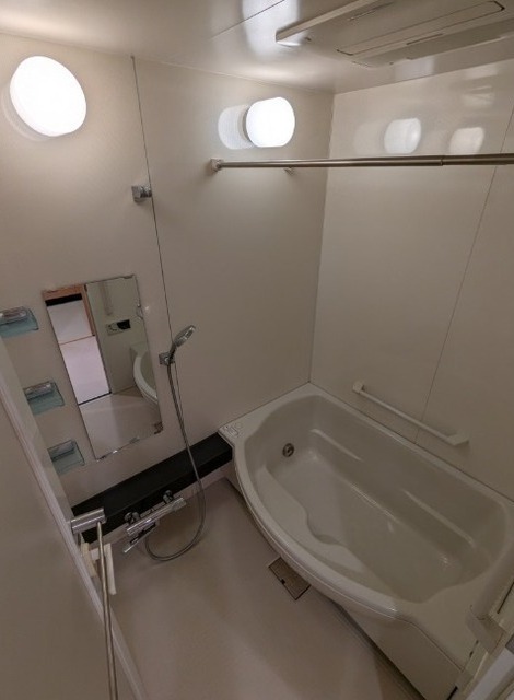 バス・シャワールーム　別部屋参考写真