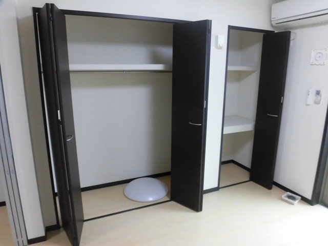 収納　大きな収納もあるので収納面も安心ですね