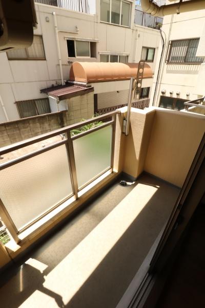 バルコニー　別の部屋より