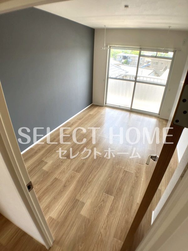 その他部屋・スペース　広くて明るい寝室
