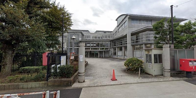 小学校　目黒区立緑ヶ丘小学校（緑が丘）（小学校）まで805m