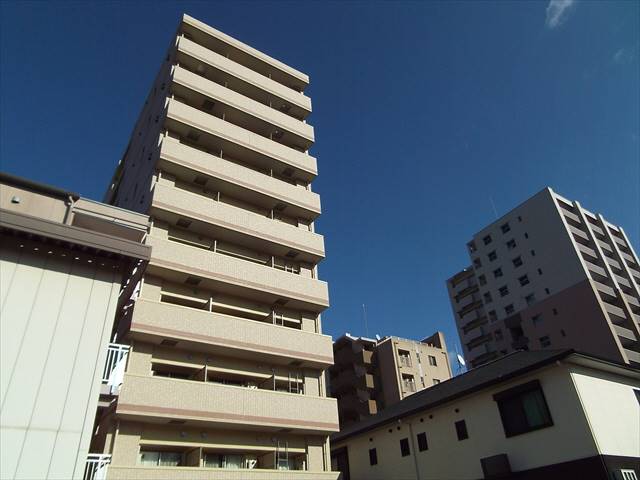 建物外観　ウエンズ神戸