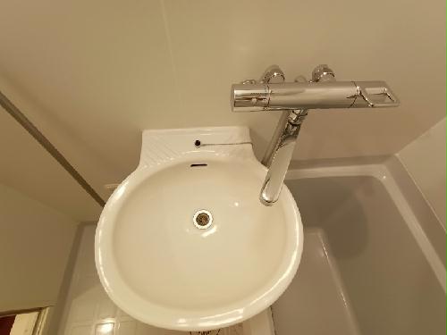 洗面設備　洗面スペースです。