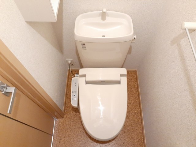 トイレ　ウォシュレット
