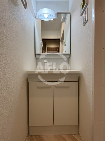 洗面設備　ACT DOOR 天六　独立洗面台
