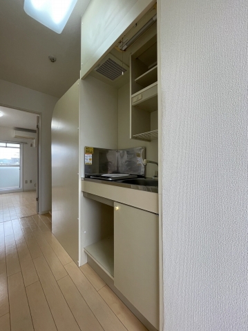 キッチン　同物件別号室の写真です。