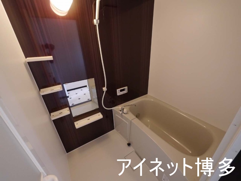 バス・シャワールーム　１日の疲れを癒してください