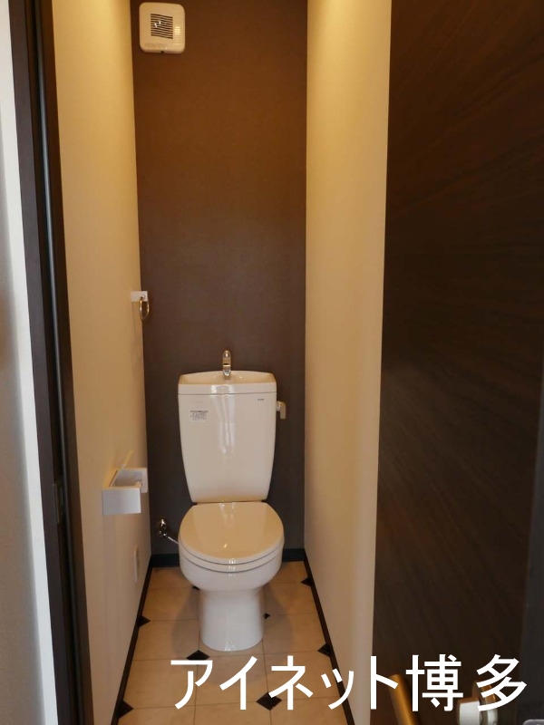 トイレ　清潔感のあるトイレですね