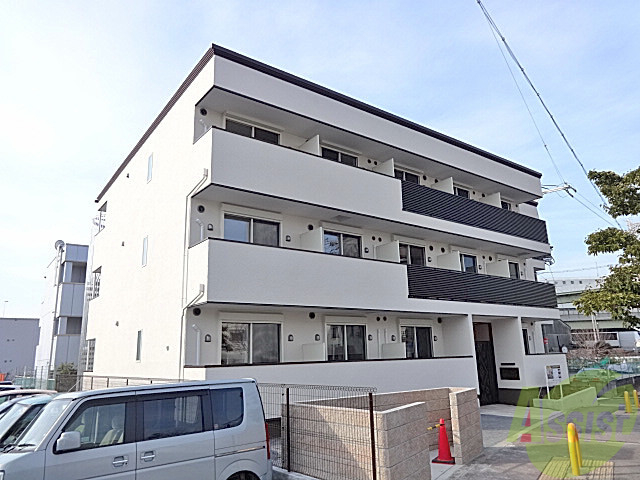 建物外観　豊中市蛍池南町「ガレリア大阪空港」