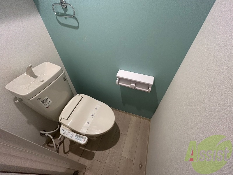 トイレ　こちらはトイレです。清潔感があり、安心して使用できます。