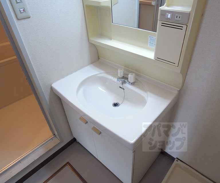 洗面設備　独立洗面台