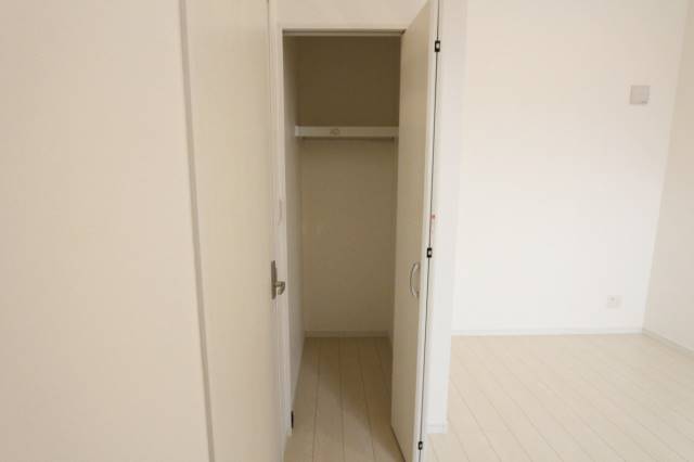 収納　※２０２号室の写真です。