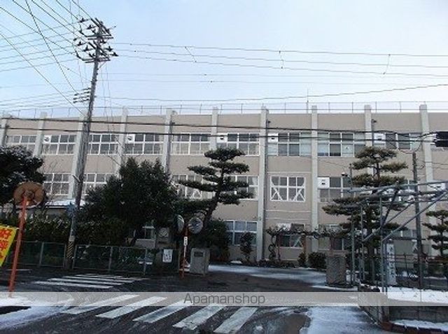 中学校　黒埼中学校（中学校）まで500m