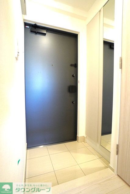 玄関　※写真は同タイプ住戸です。
