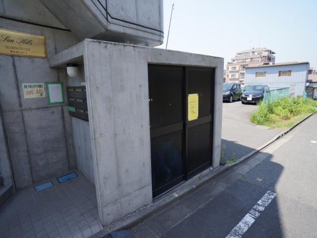 その他共有部分　共用のごみ置場はカラス対策も十分です！
