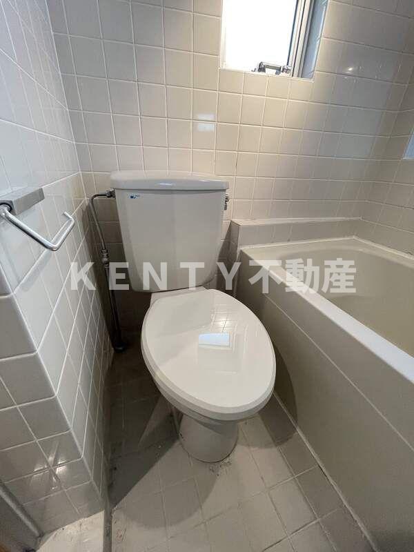 トイレ　ゆったりとした空間のトイレです