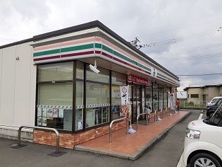 コンビニ　セブンイレブン（コンビニ）まで800m