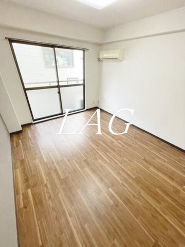 居室・リビング　洋室のお部屋です。