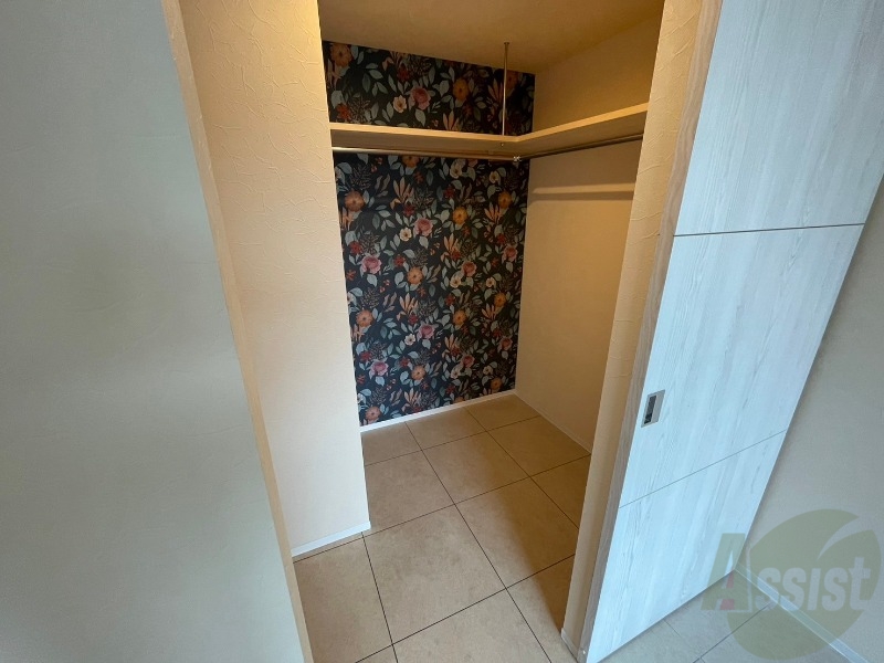 収納　収納もバッチリあるのでお部屋が片付きますよ！