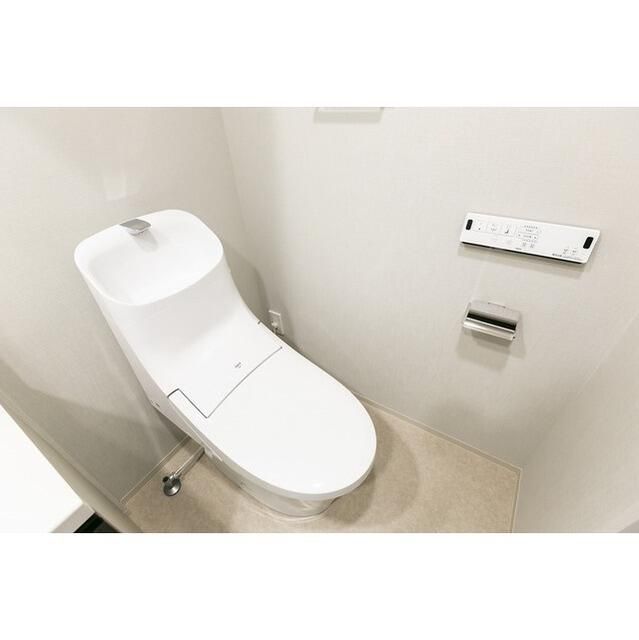 トイレ　落ち着いたトイレです