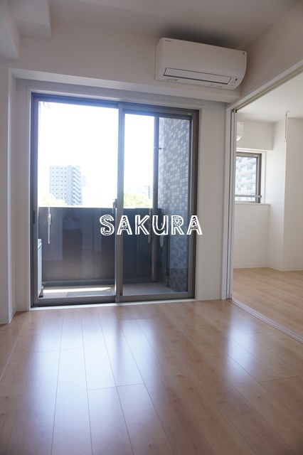 居室・リビング　開放感のあるゆったりとしたお部屋です♪