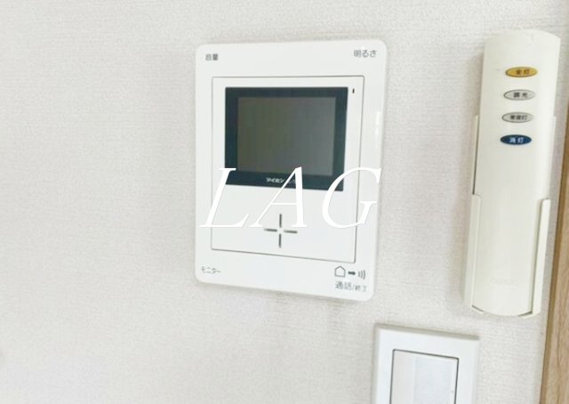 セキュリティ　モニター付きインターホンです。