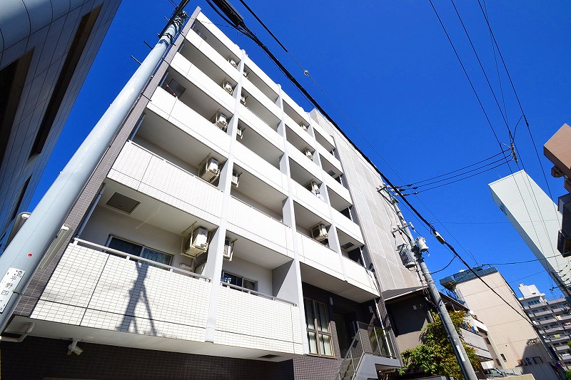 建物外観　スタイリッシュな外観