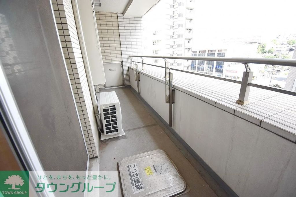 バルコニー　お問合せは(株)タウンハウジングレジデンス事業部　赤坂店・…