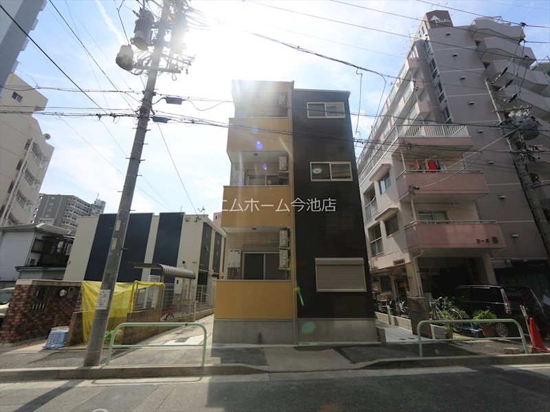 建物外観　外観　オートロック付　デザイナーズ　光インターネット無料