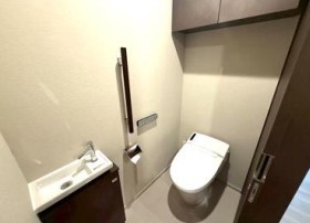 トイレ　アトラス麻布十番