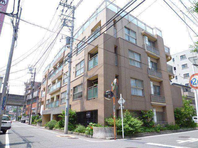 建物外観　外観タイル張りです
