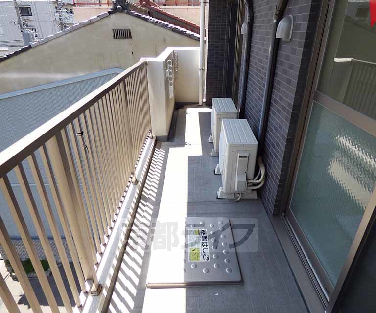 バルコニー　広々としています