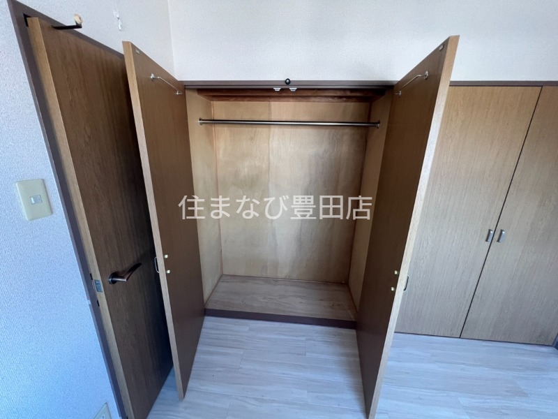 収納　同型タイプ