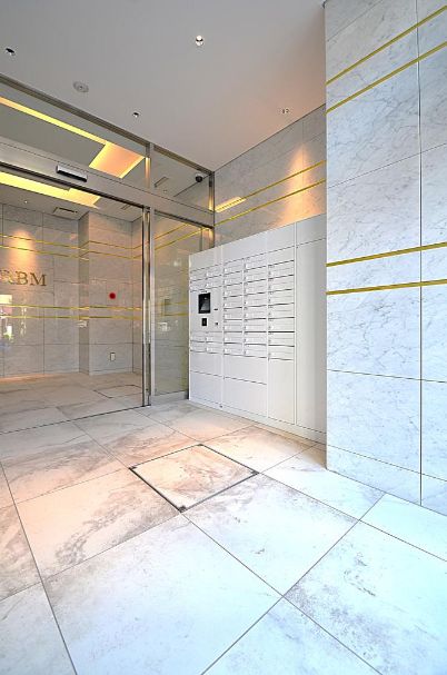 ロビー　弊社は都内全域の物件をご紹介可能です！